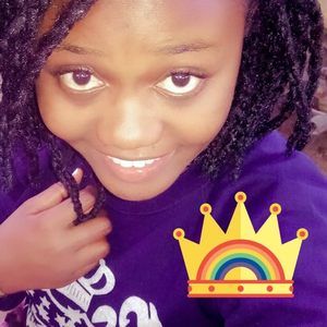 Meet your Posher, Yvonne